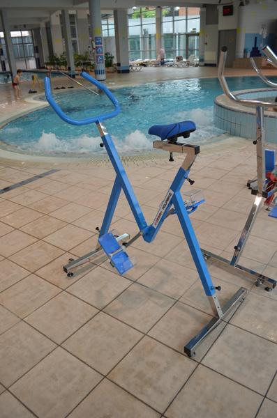 Vježbanje na podvodnom biciklu – Zabava za sve